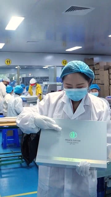 你還在零售端買化妝品嗎 我們是專業(yè)的化妝品生產(chǎn)廠家,一件也是工廠價(jià)